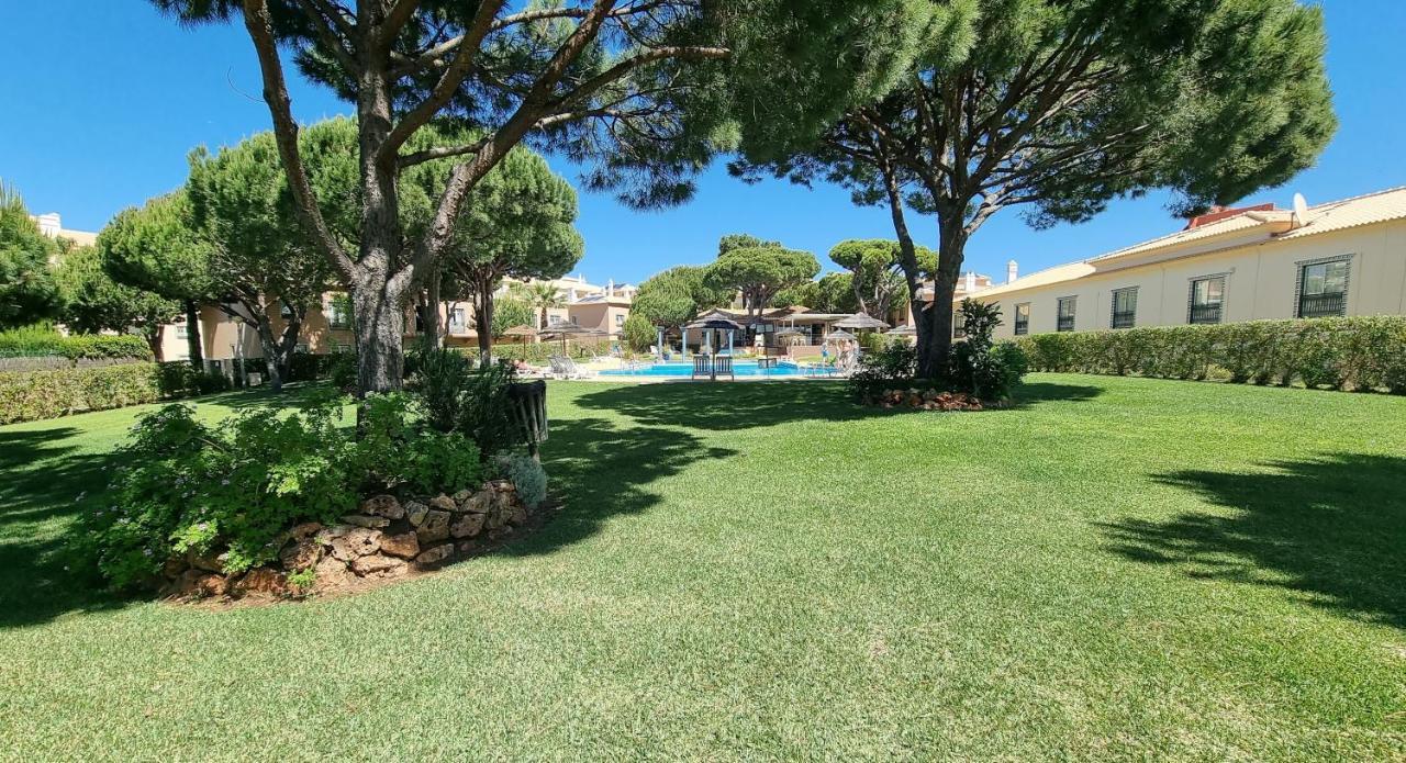 Apartamentos Praia Da Oura By Sunny Deluxe Albufeira Exteriör bild